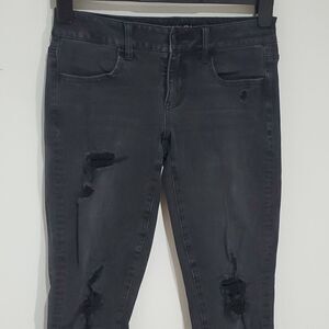 𝅺american Eagle black super stretch X 28x28 size 4 super low jeggings